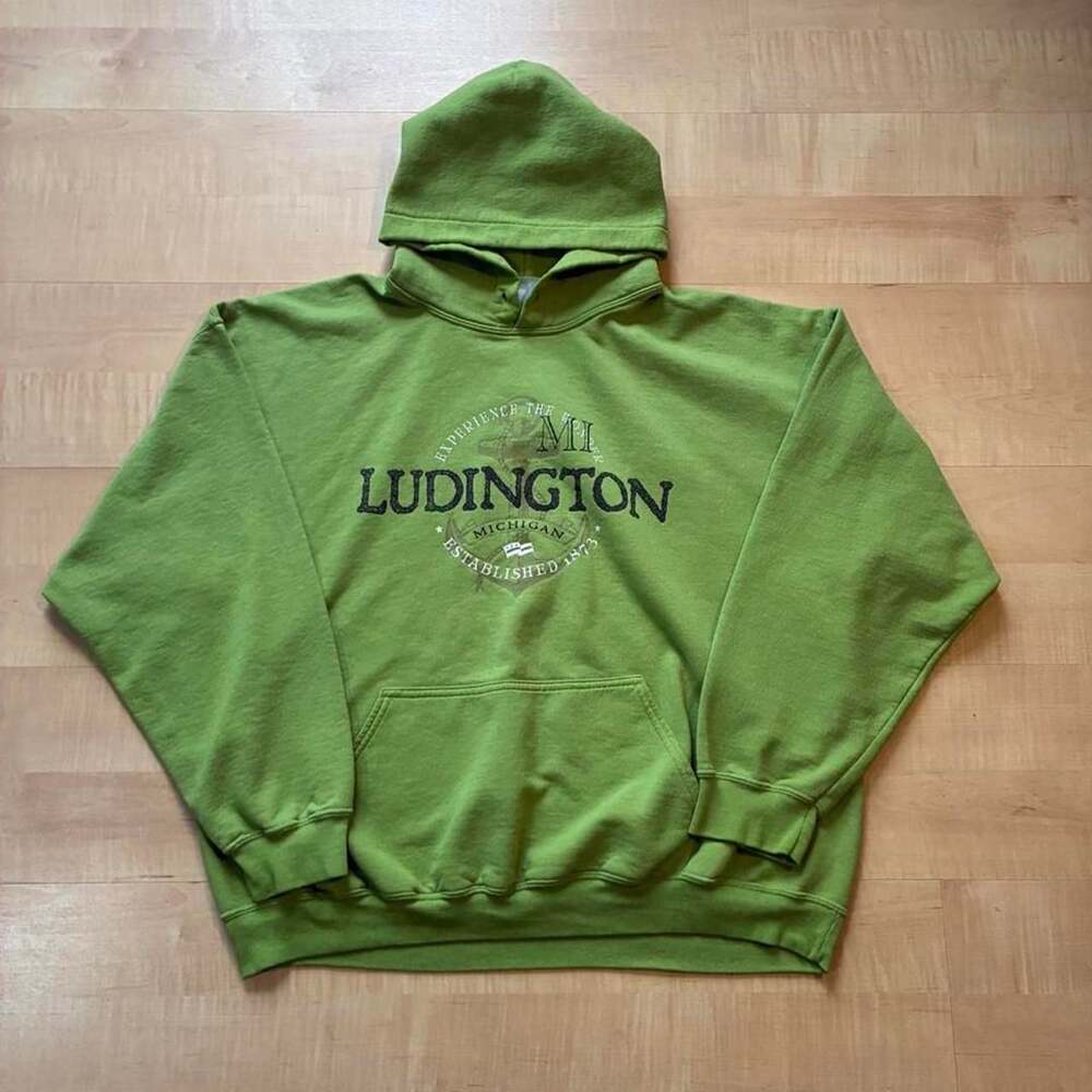Gildan Heavy Blend Ludington Michigan Green Hoodie Sweatshirt
